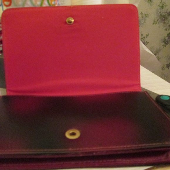 70 YEAR OLD WALLET / CLUTCH - Picture 3 of 3